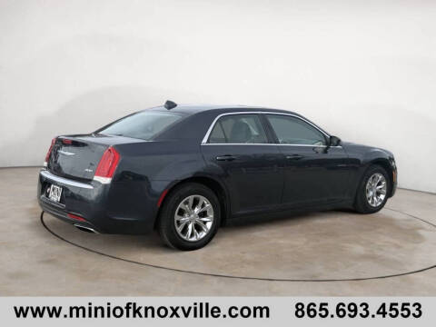 2015 Chrysler 300 Limited