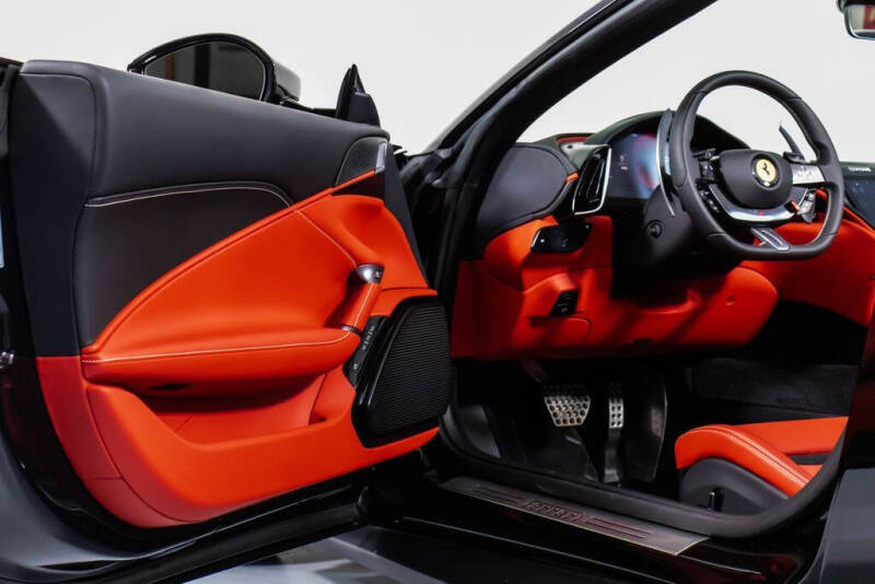 2025 Ferrari Roma Spider