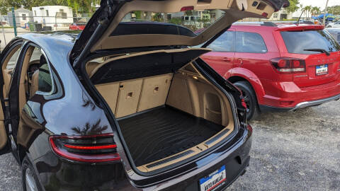 2015 Porsche Macan S