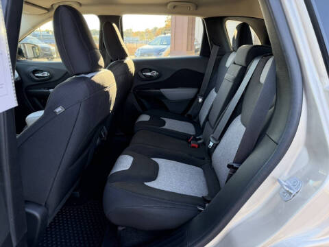 2014 Jeep Cherokee Sport