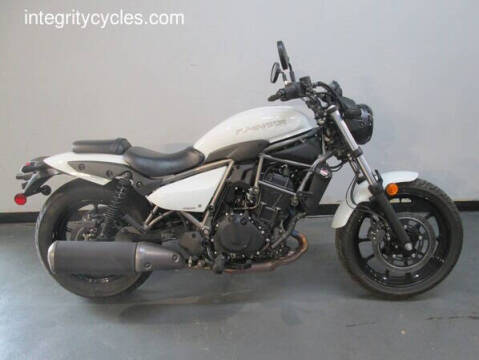 2024 Kawasaki Eliminator® ABS Pearl Robotic