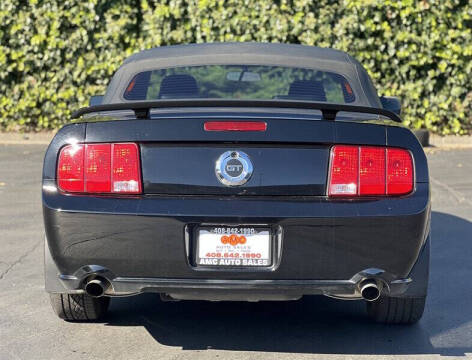 2006 Ford Mustang GT Premium