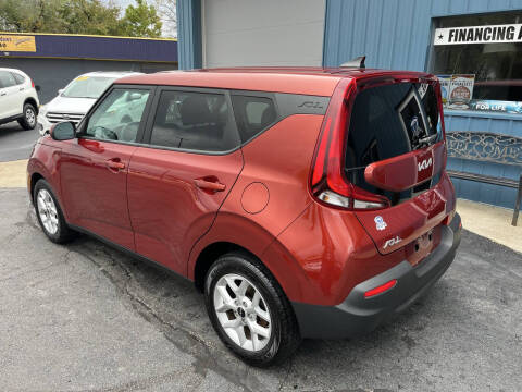 2022 Kia Soul LX