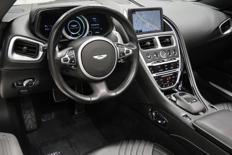 2019 Aston Martin DB11 Volante