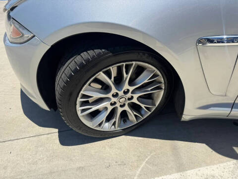 2012 Jaguar XF