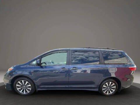 2018 Toyota Sienna