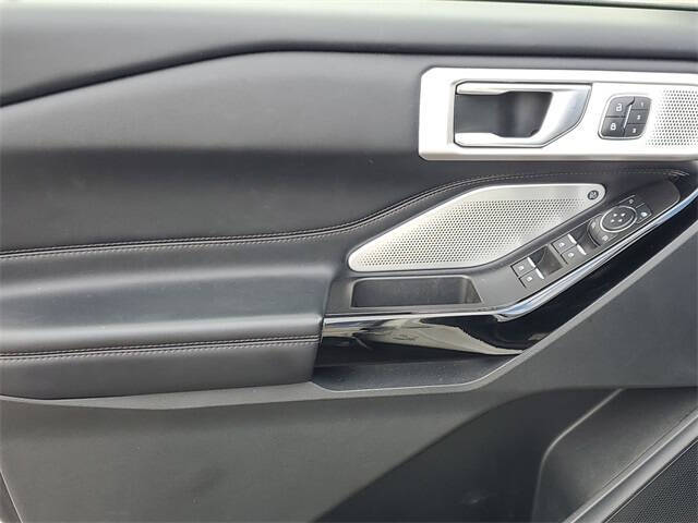 2022 Ford Explorer Platinum