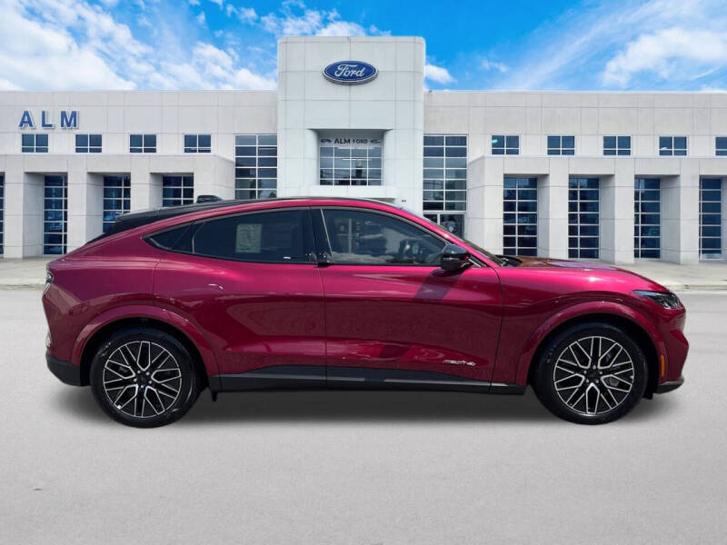 2025 Ford Mustang Mach-E Premium