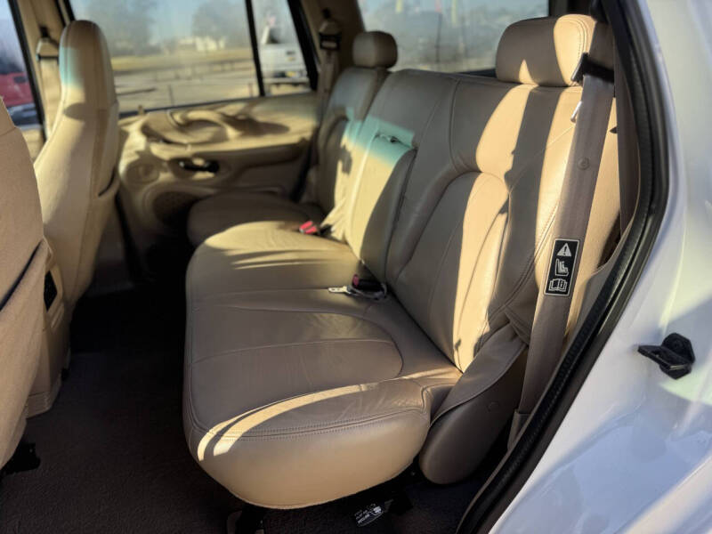 2002 Ford Expedition XLT