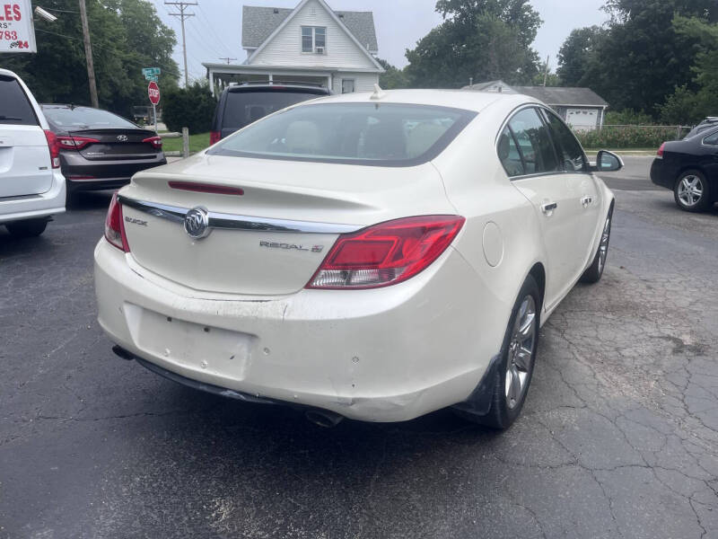 2012 Buick Regal Premium 1