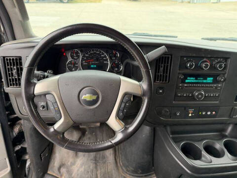 2017 Chevrolet Express 2500