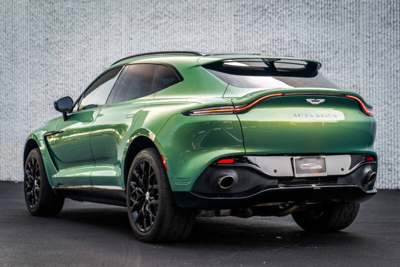 2021 Aston Martin DBX