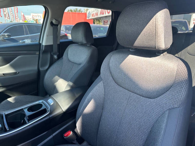 2021 Hyundai Santa Fe SE