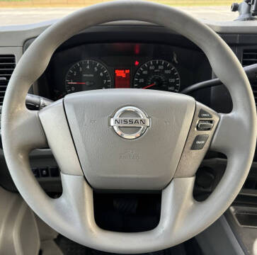 2017 Nissan NV 2500 HD S