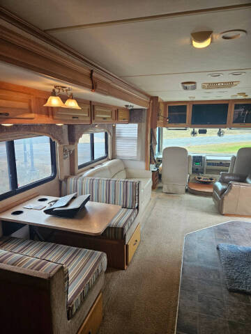 2008 Fleetwood RV Bounder 35E