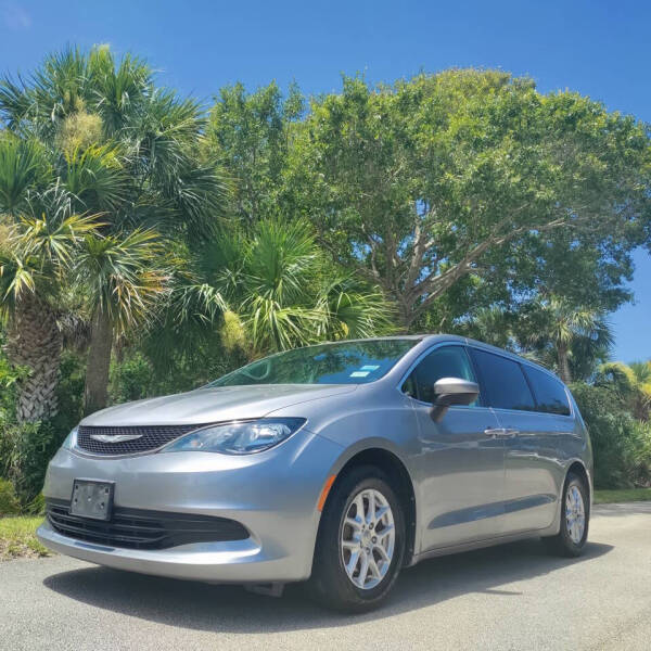 2017 Chrysler Pacifica LX