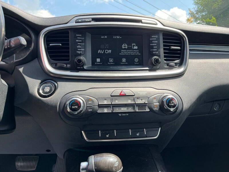 2018 Kia Sorento EX V6
