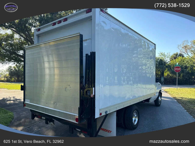 2013 Ford E-Series E-450 SD