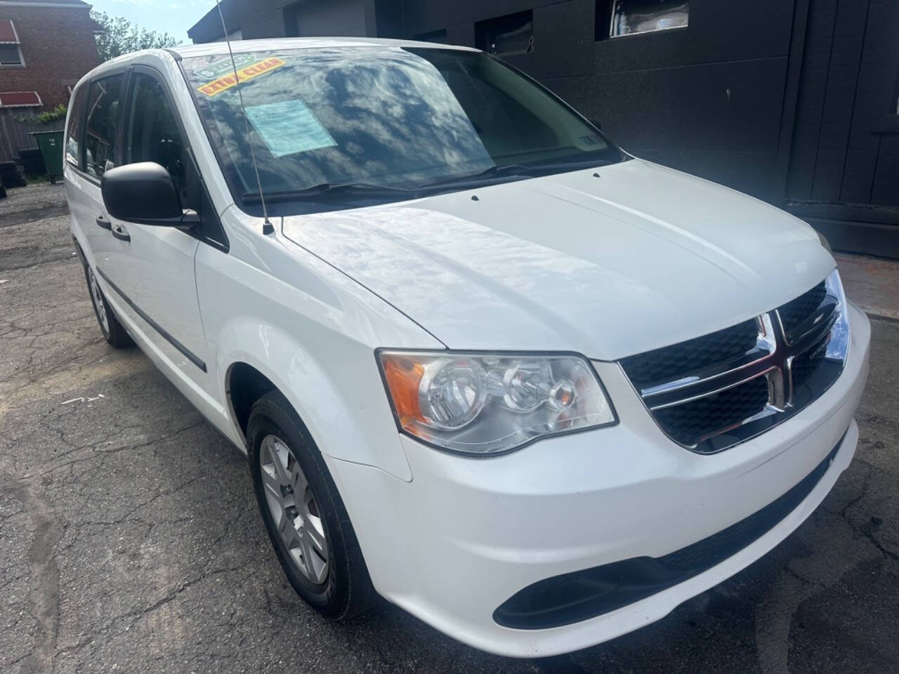 2013 Dodge Grand Caravan for sale at Good Guyz Auto in Cleveland, OH