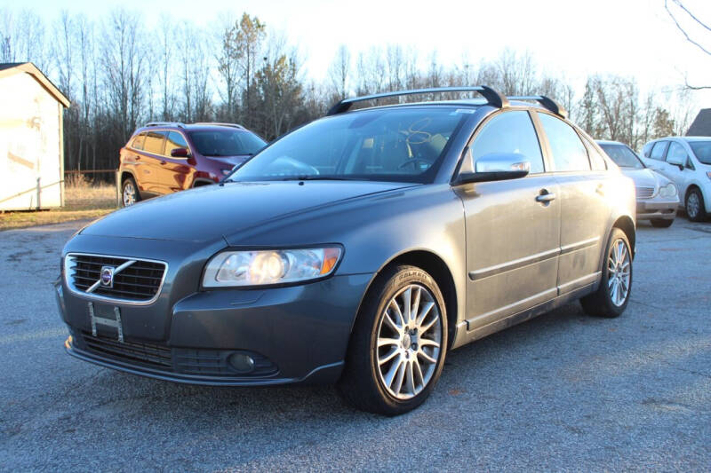 2008 Volvo S40 for sale at UpCountry Motors in Taylors SC