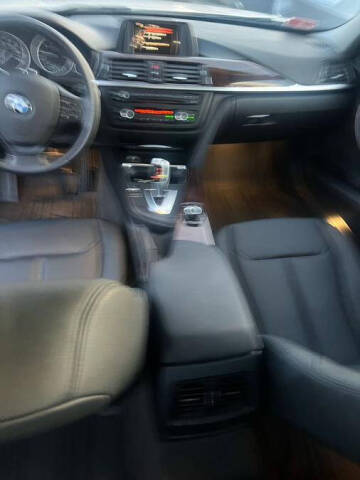 2015 BMW 3 Series 320i xDrive