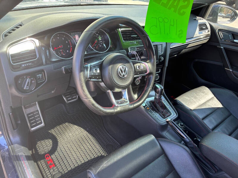 2017 Volkswagen Golf GTI SE