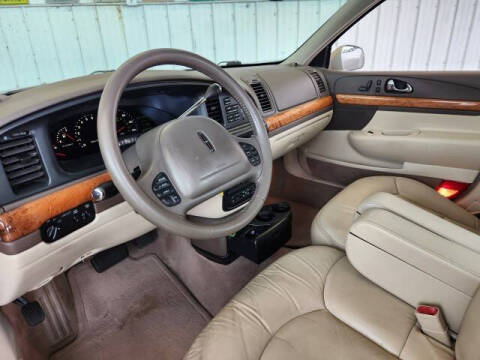 2002 Lincoln Continental
