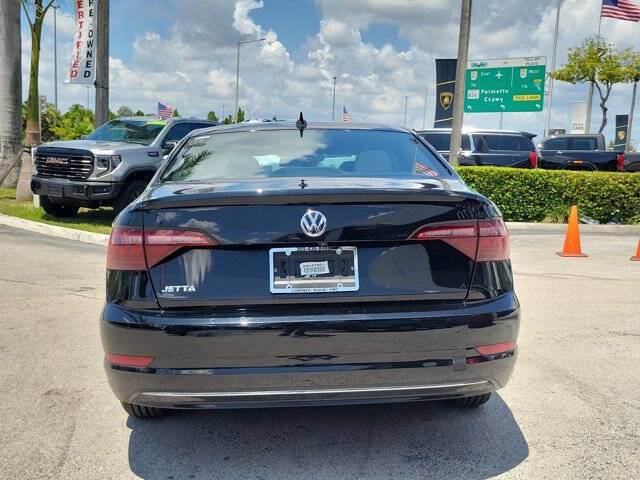2021 Volkswagen Jetta R-Line