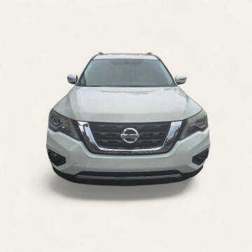 2017 Nissan Pathfinder SV