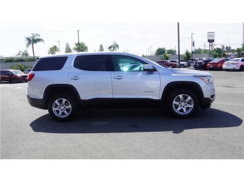 2017 GMC Acadia SLE-1