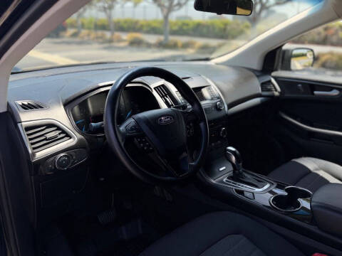 2018 Ford Edge SE