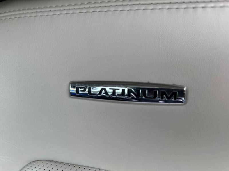 2020 Ford Expedition MAX Platinum