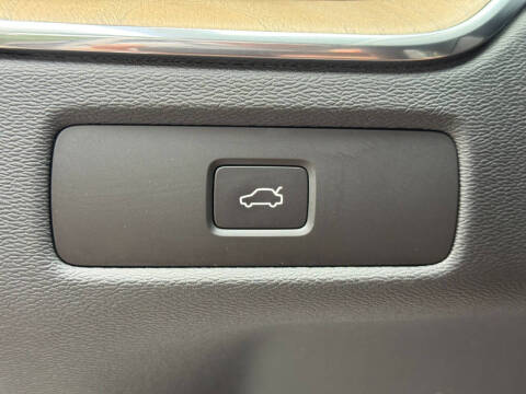 2026 Volvo XC60 B5 Core