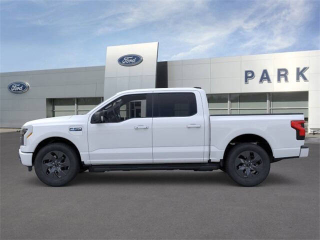 2025 Ford F-150 Lightning Flash