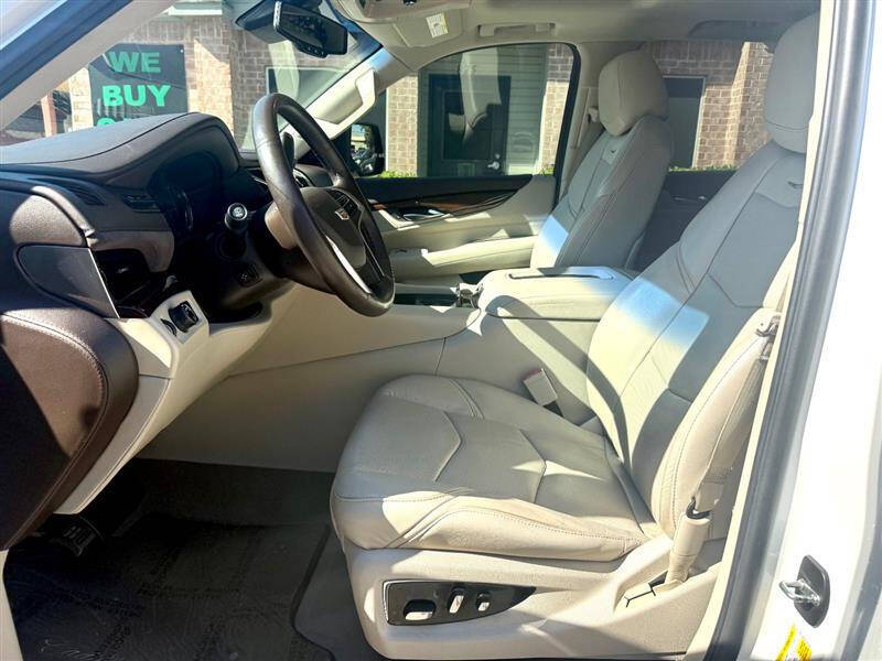 2016 Cadillac Escalade Luxury Collection