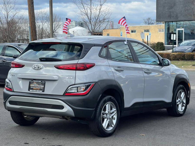 2022 Hyundai Kona SE