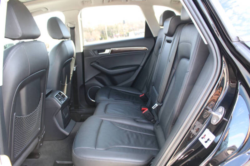 2016 Audi Q5 2.0T quattro Premium Plus