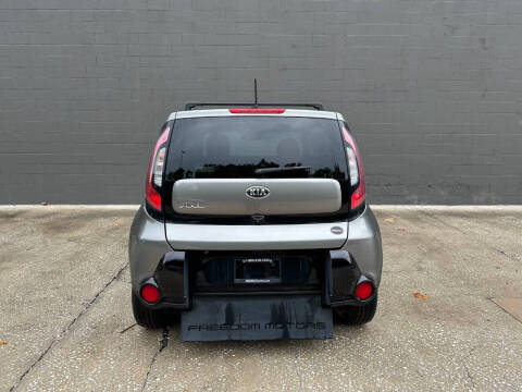 2016 Kia Soul +