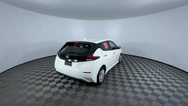 2025 Nissan LEAF S
