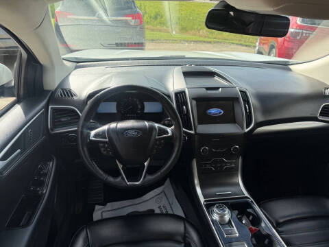 2020 Ford Edge SEL