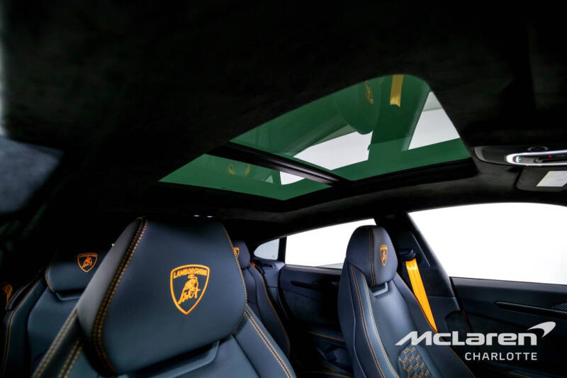 2023 Lamborghini Urus S