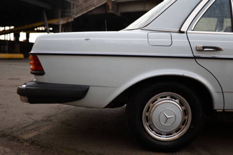 1978 Mercedes-Benz 240-Class