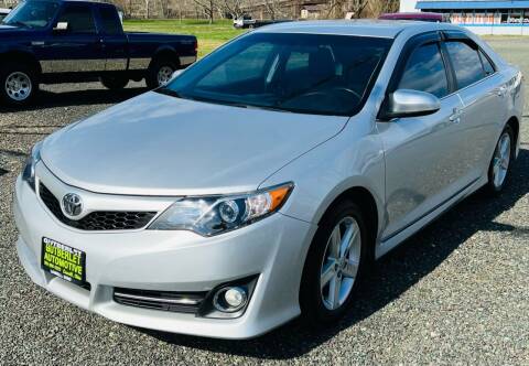 2014 Toyota Camry for sale at Gutberlet Automotive in Lowell OH