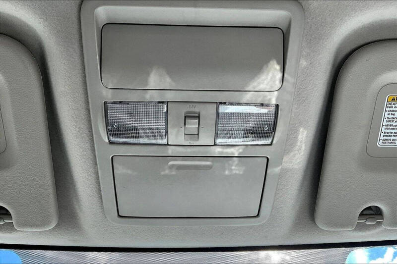 2017 Nissan NV 1500 S