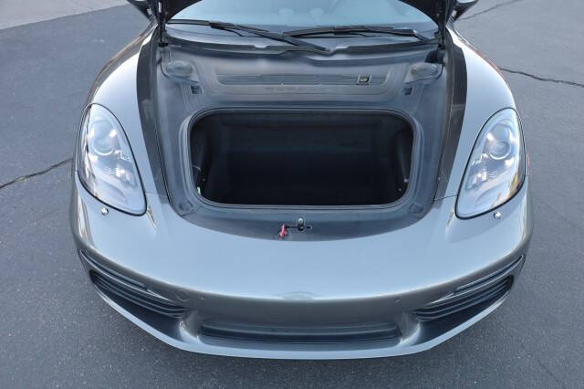 2018 Porsche 718 Cayman