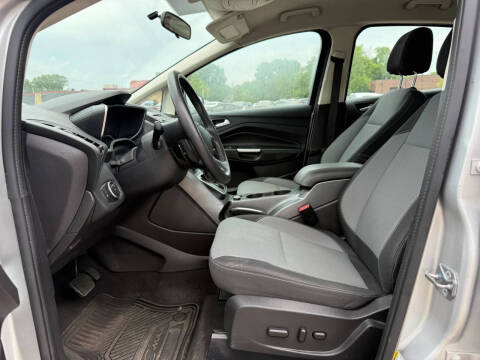 2017 Ford C-MAX Hybrid SE