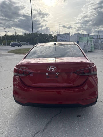 2020 Hyundai Accent SE
