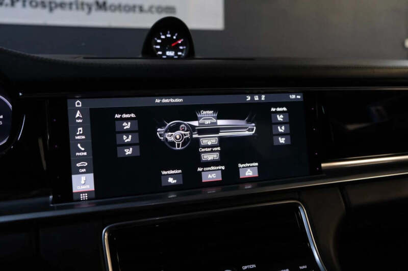 2018 Porsche Panamera Turbo Sport Turismo