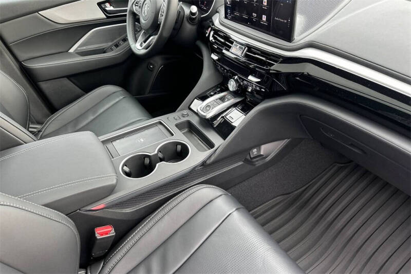 2026 Acura MDX w/Tech