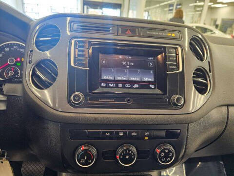 2018 Volkswagen Tiguan Limited 2.0T 4Motion